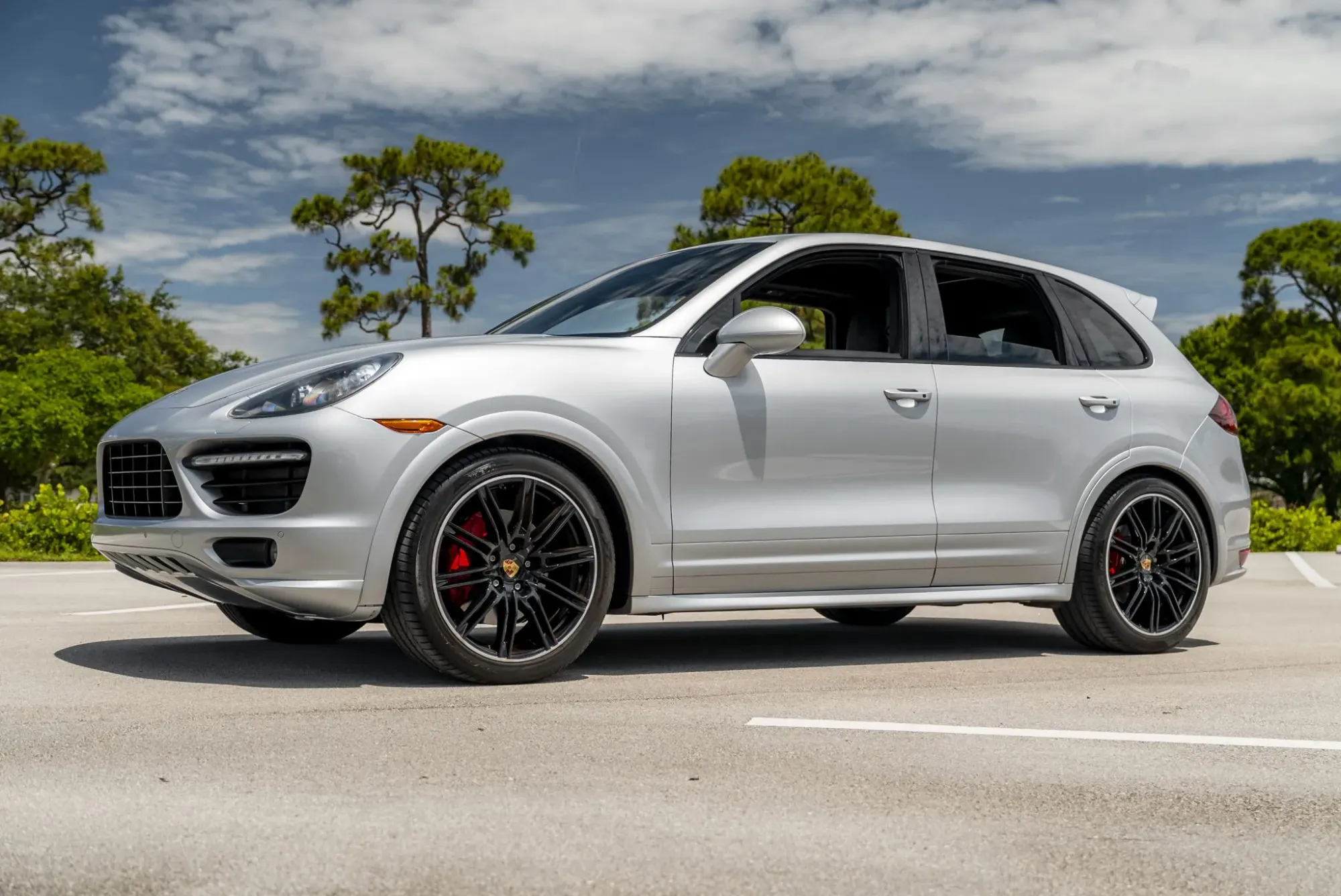 2013 Porsche Cayenne GTS